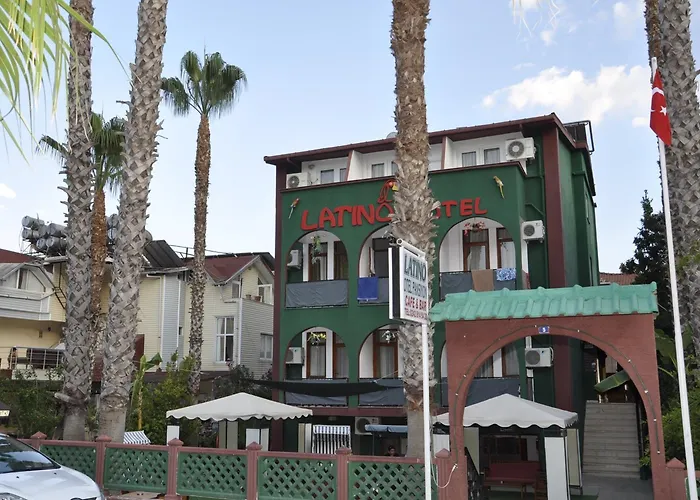 Latino Hotel