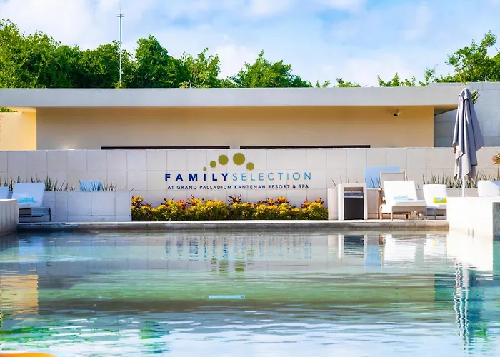 Family Selection At Grand Palladium Kantenah Resort & Spa