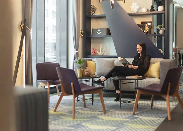 Hotel Am Holiday Inn - The Niu, Yen Hamburg City By Ihg