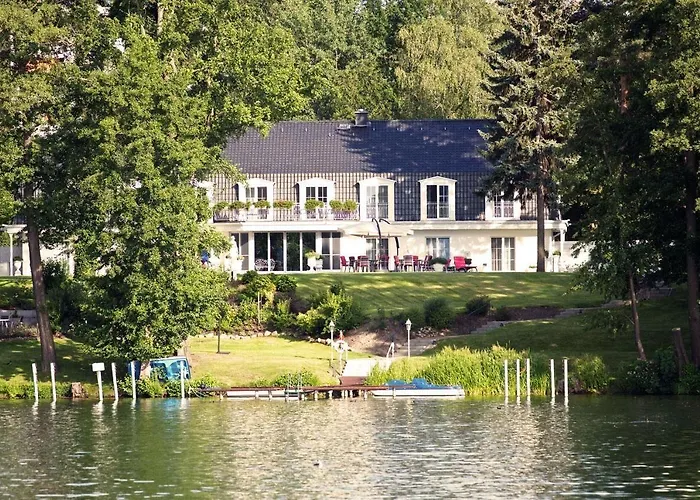 Nook Lakehouse
