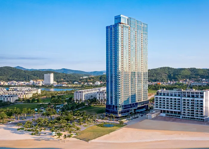 A La Carte Ha Long Bay Residence