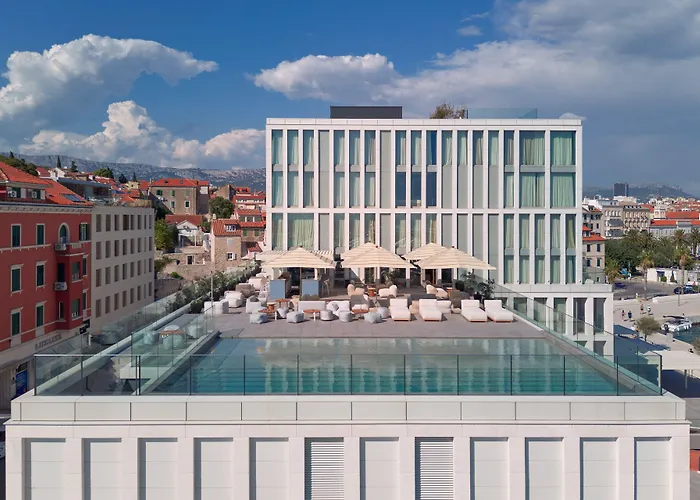 Family Hotel: Hotel Ambasador
