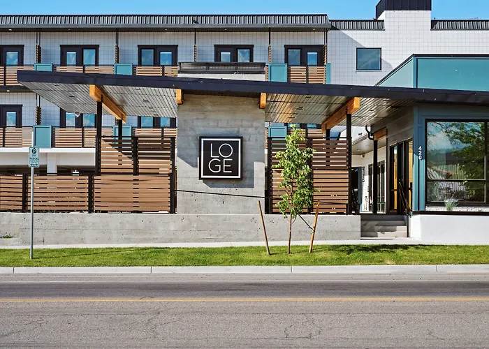 Hotel near College: Loge Missoula