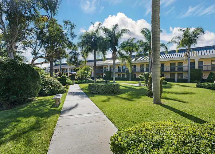 Best Western Plus South Coast Inn