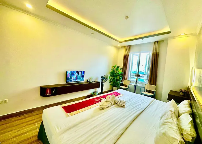 Giang Son Hotel