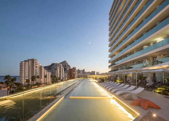 Hotel con piscina: Ar Diamante Beach & Spa Hotel 4 Sup