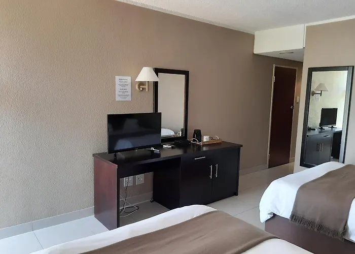 Wilderness Beach Hotel