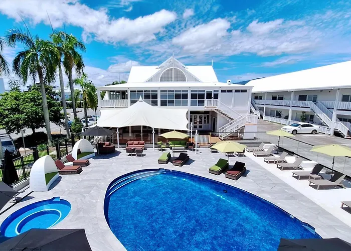 Ramada By Wyndham Cairns City Centre