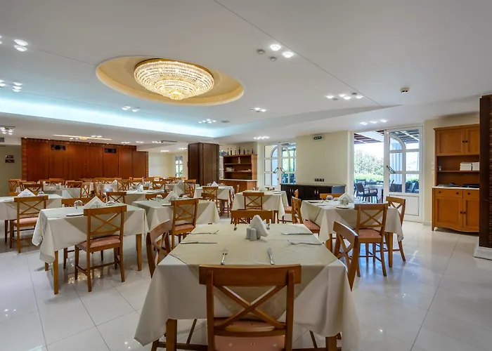 Crithoni'S Paradise Hotel