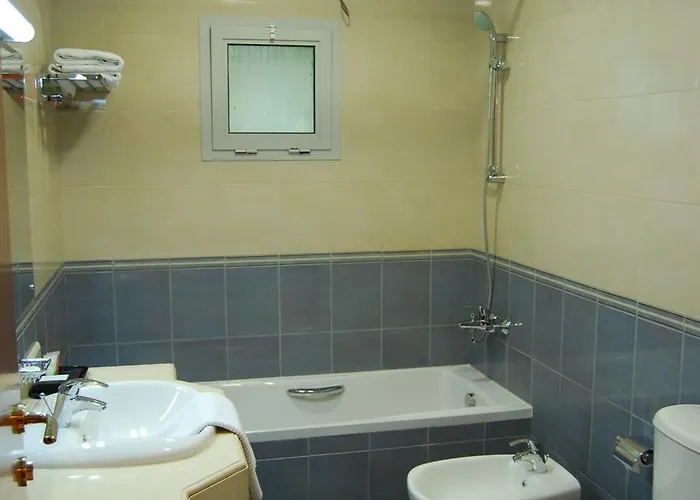 Al Madina Suites Doha