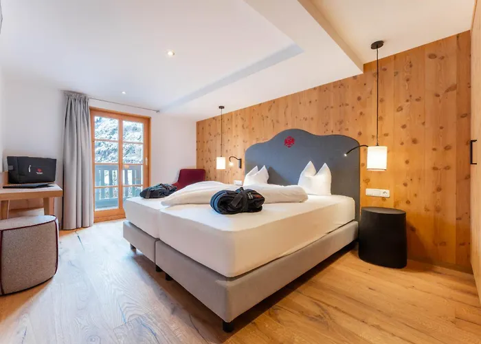 Adler Damuels Gasthof Hotel