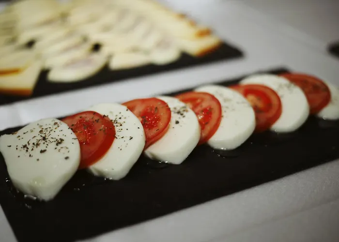 Family Hotel: Hotel Pharos