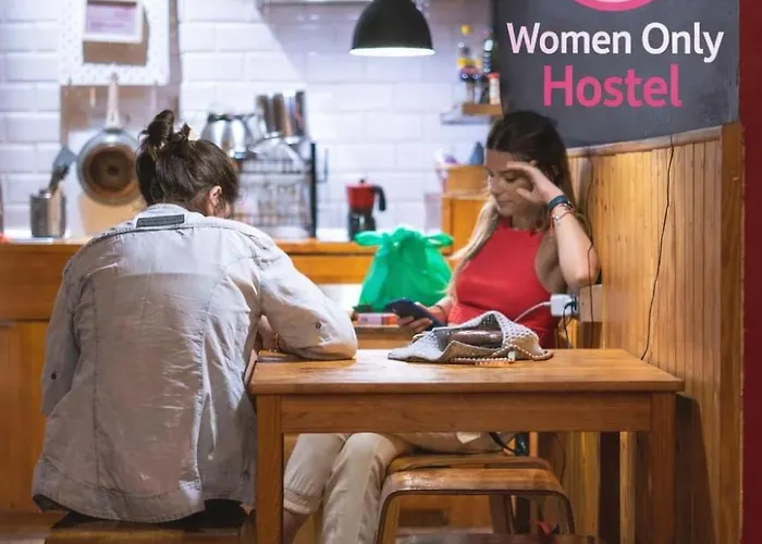 Buba House - Women Only