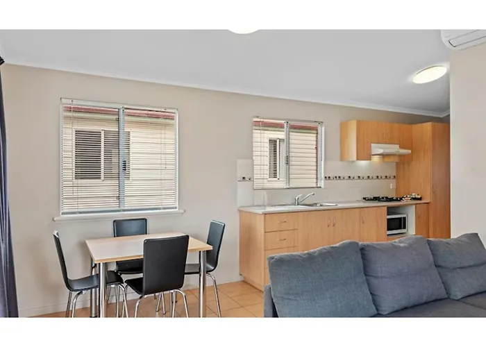 Hotels with tennis Discovery Parks - Bunbury Foreshore
