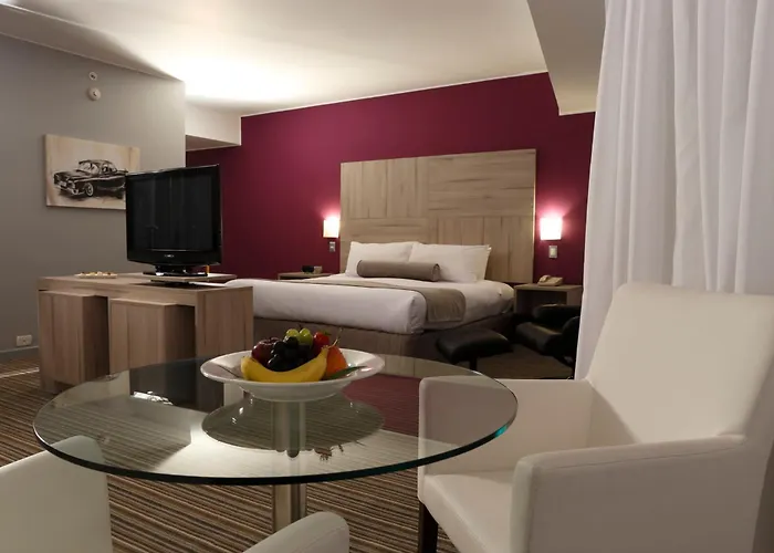 Crowne Plaza By Ihg