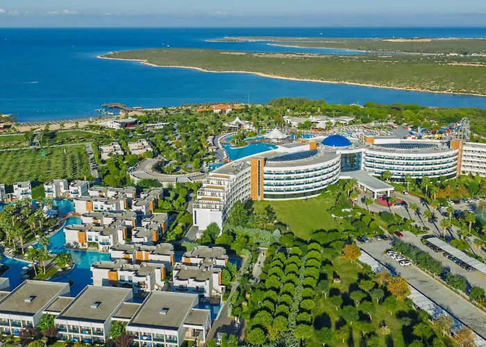  Aquasis De Luxe Resort & Spa