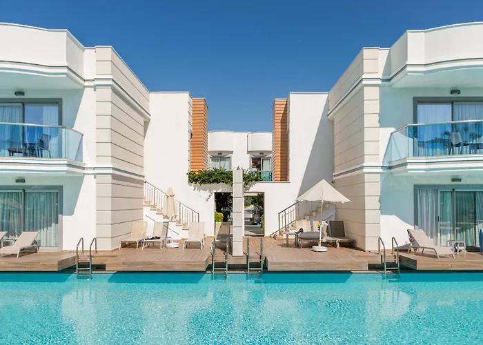  Aquasis De Luxe Resort & Spa