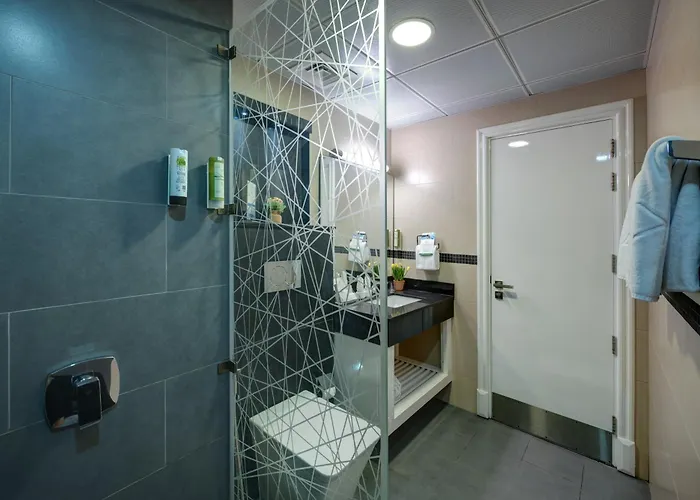 Hotels With Four Stars Kay Homes