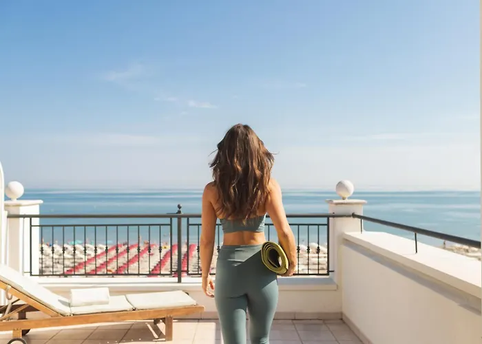 Hotel Soraya - Spiaggia Sawasdee With Beach & Parking