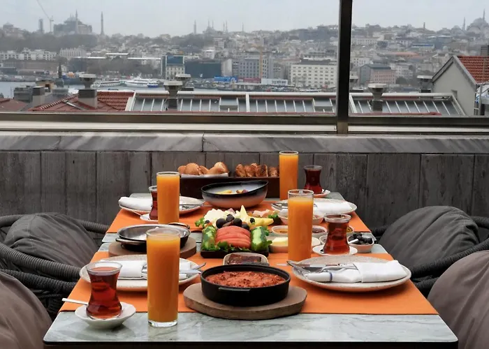 Pet Friendly hotel: Decamondo Galata, A Tribute Portfolio Hotel