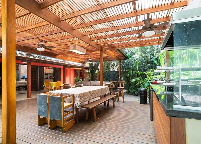 Hotel que aceita animais de estimação: Casa Tubarão - Piscina Aquecida em Camburi