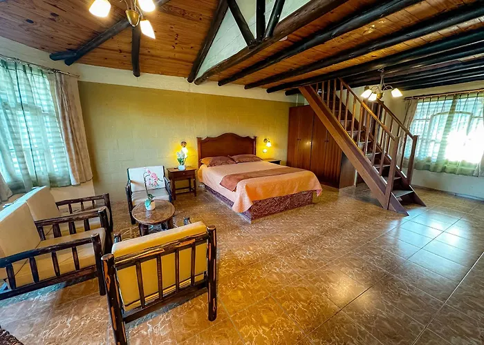 Hosteria El Surillal