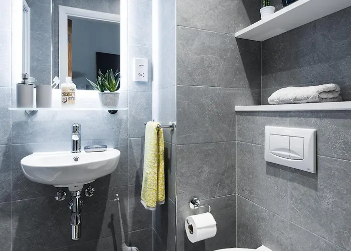 Yugo Explore - Kavanagh Court