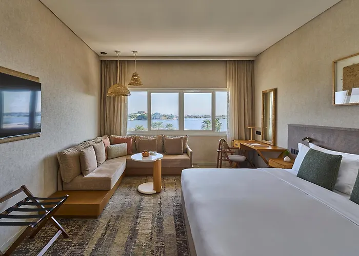 Hotel dichtbij College: Erth Abu Dhabi Hotel