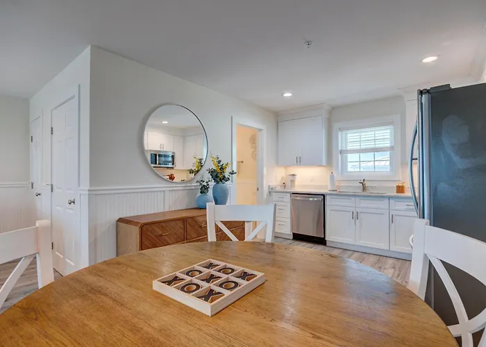 3005 Queen Suite, 3Rd Floor Surfside