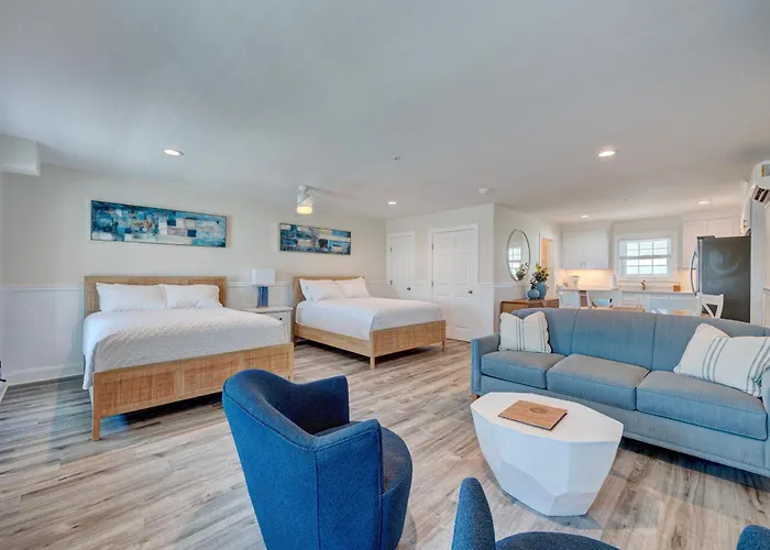 3002 Queen Suite, 3Rd Floor Surfside