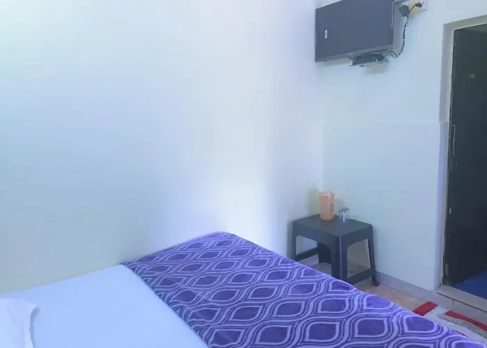 Samaira Guest Houses