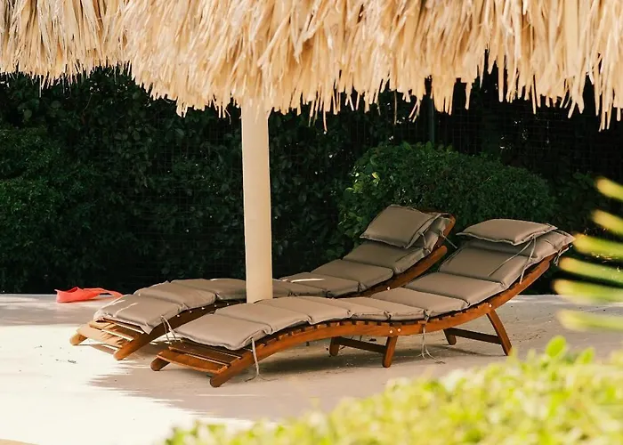  Green Turtle Eco Lodge