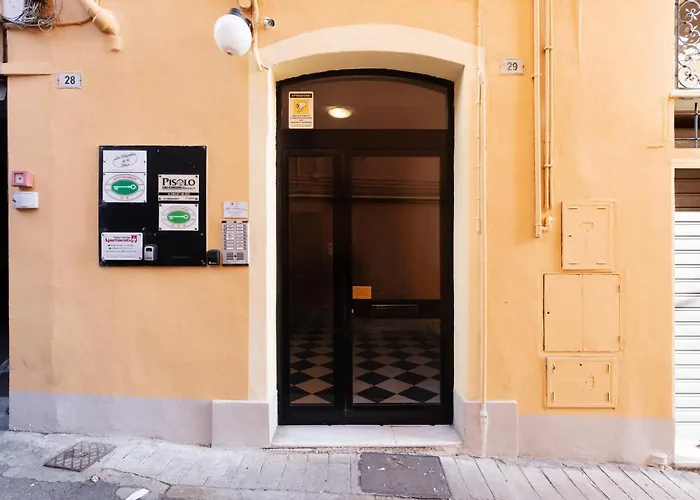 Piazza Colombo-Apartments