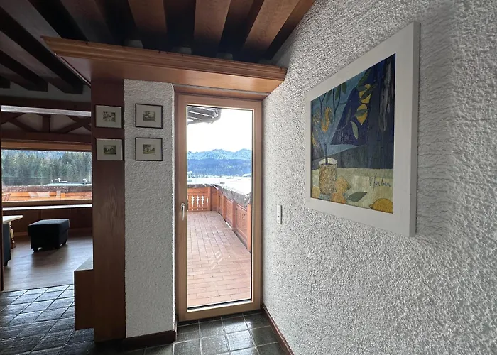 Ferienwohnungen Chalet Cristall