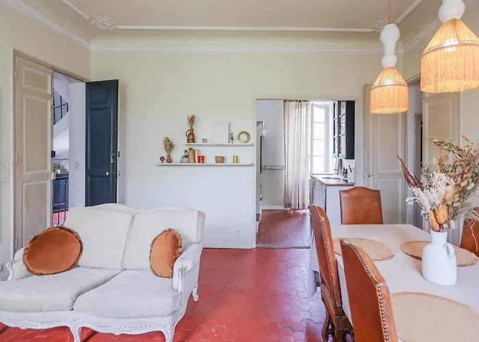 Location Maison Vacances La Madone