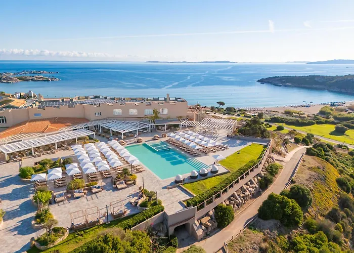 Hôtel 3 étoiles: Mangia'S Sardinia Resort