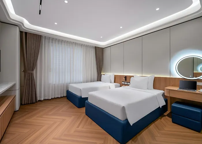 Hotel with view: Bluesun Danang Beach Hotel