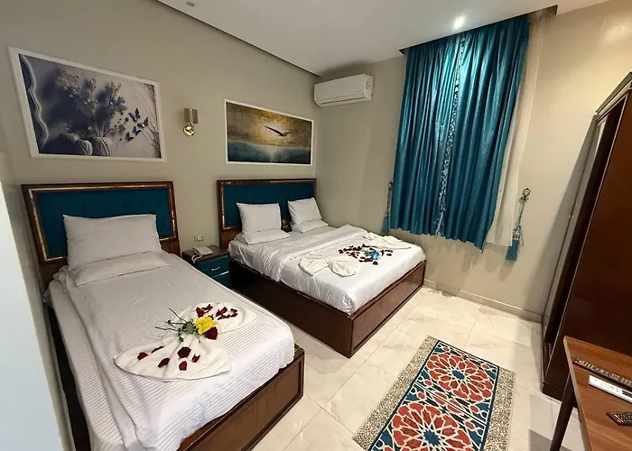 Golden Palace Suites