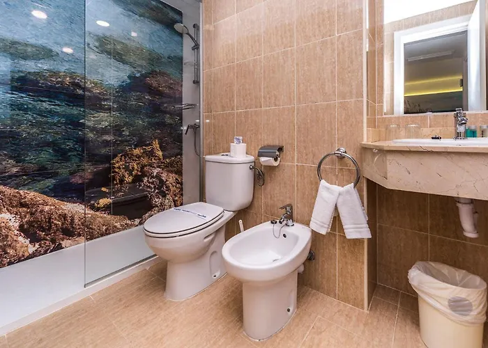Apartamentos Globales Lord Nelson