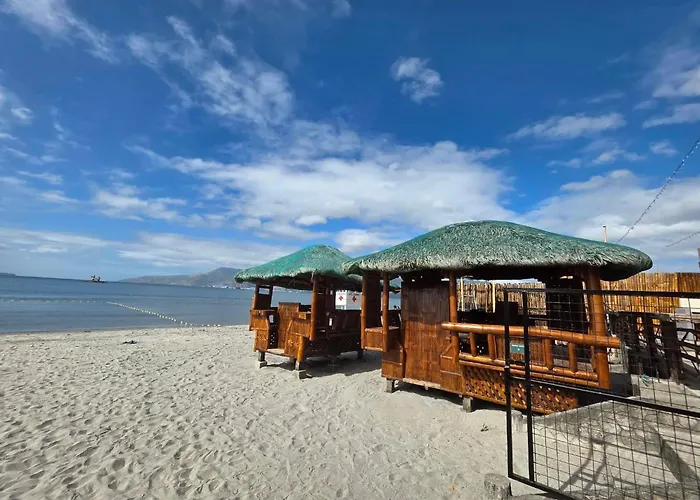 Baywatch Beach Resort
