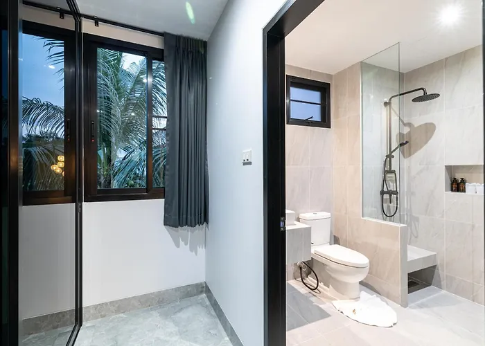 Phuket Leisure Time Hotel