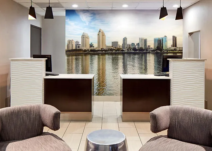 Pet Friendly hotel: Mission View Inn & Suites San Diego Sea World - Zoo