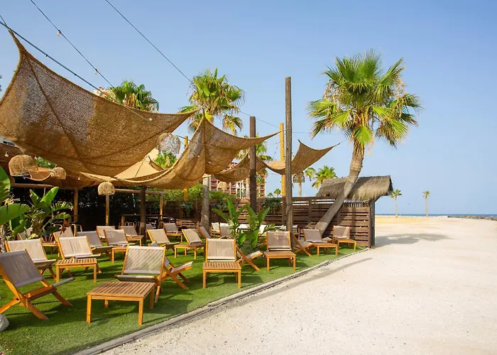 Sunset Beach Club Apartments