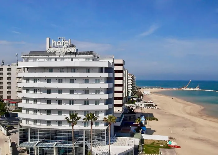 Sea Lion Hotel