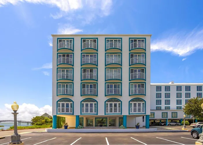 Coconut Malorie Resort Ocean City, Ascend Collection Hotel