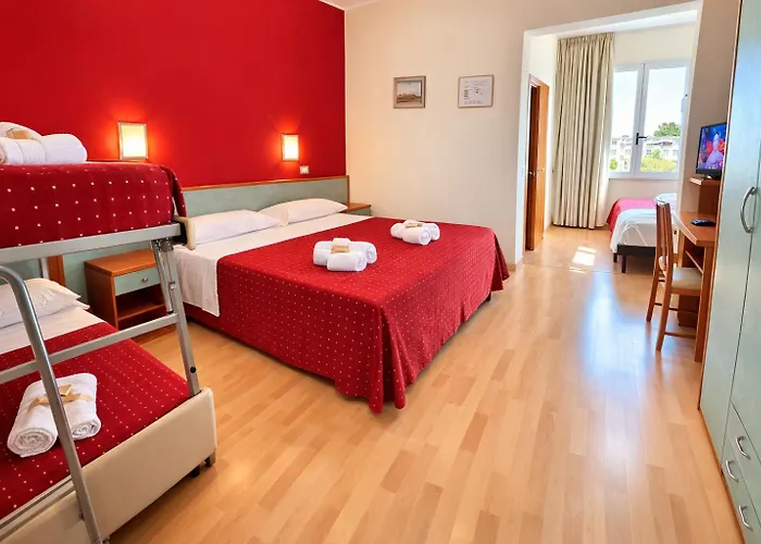 Hotel Villa Tina Easy Stay Room Only