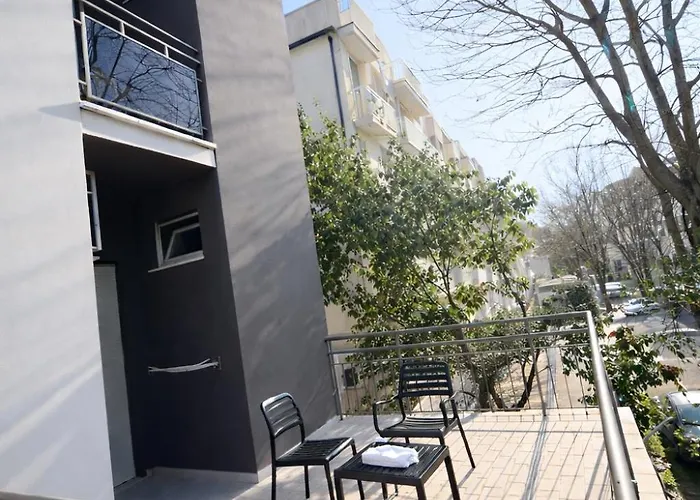 Hotel Villa Tina Easy Stay Room Only