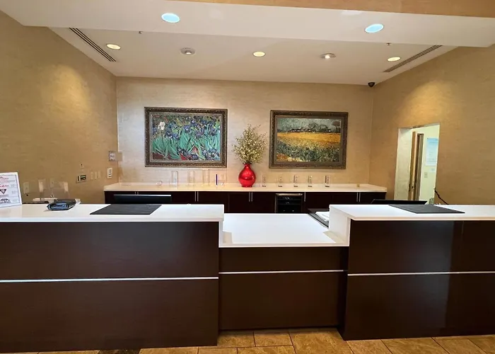 Hawthorn Extended Stay By Wyndham West Palm Beach Airport