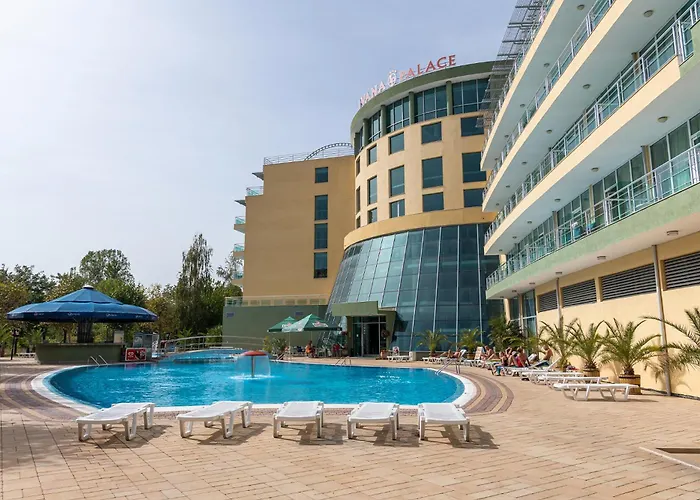 Ivana Palace - Free Parking