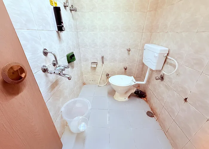 Kid friendly hotel Highway Inn Andheri East